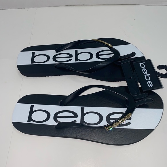 NWT Bebe Flip Flop  New - Picture 4 of 6